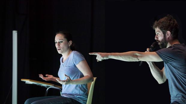 «Papel», la obra de teatro que invita a reflexionar sobre el acoso escolar